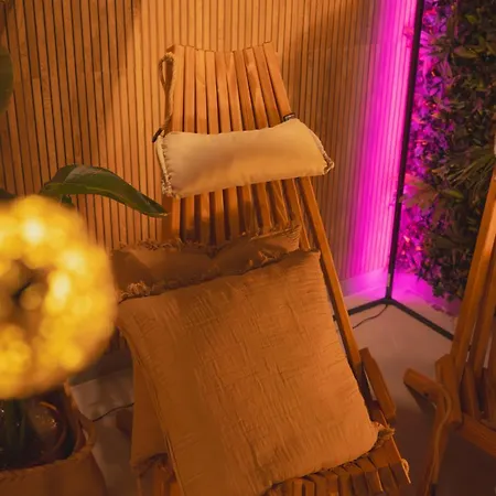 Aspen House & Pensión 3*