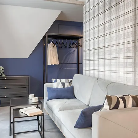 Pensión Aspen House &