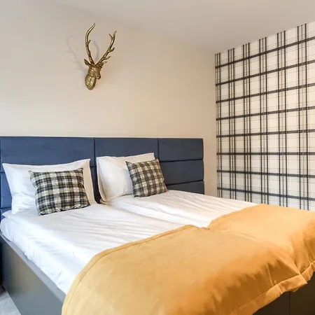 Pensión Aspen House &